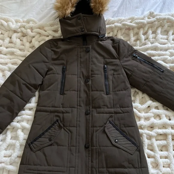 Winter Jacket - Picture 2 of 6